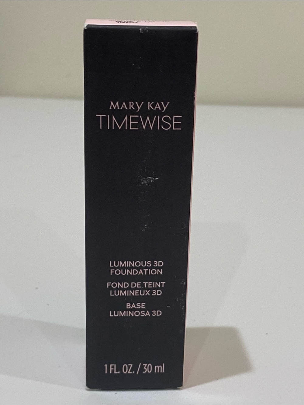 Mary Kay Timewise Luminous 3D Foundation Beige C 130 Normal Dry New in box